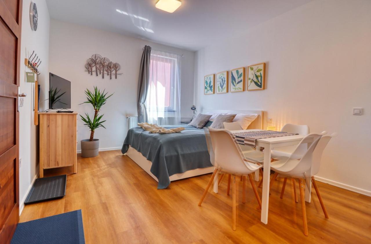 Barka Apartman Eger Exterior foto